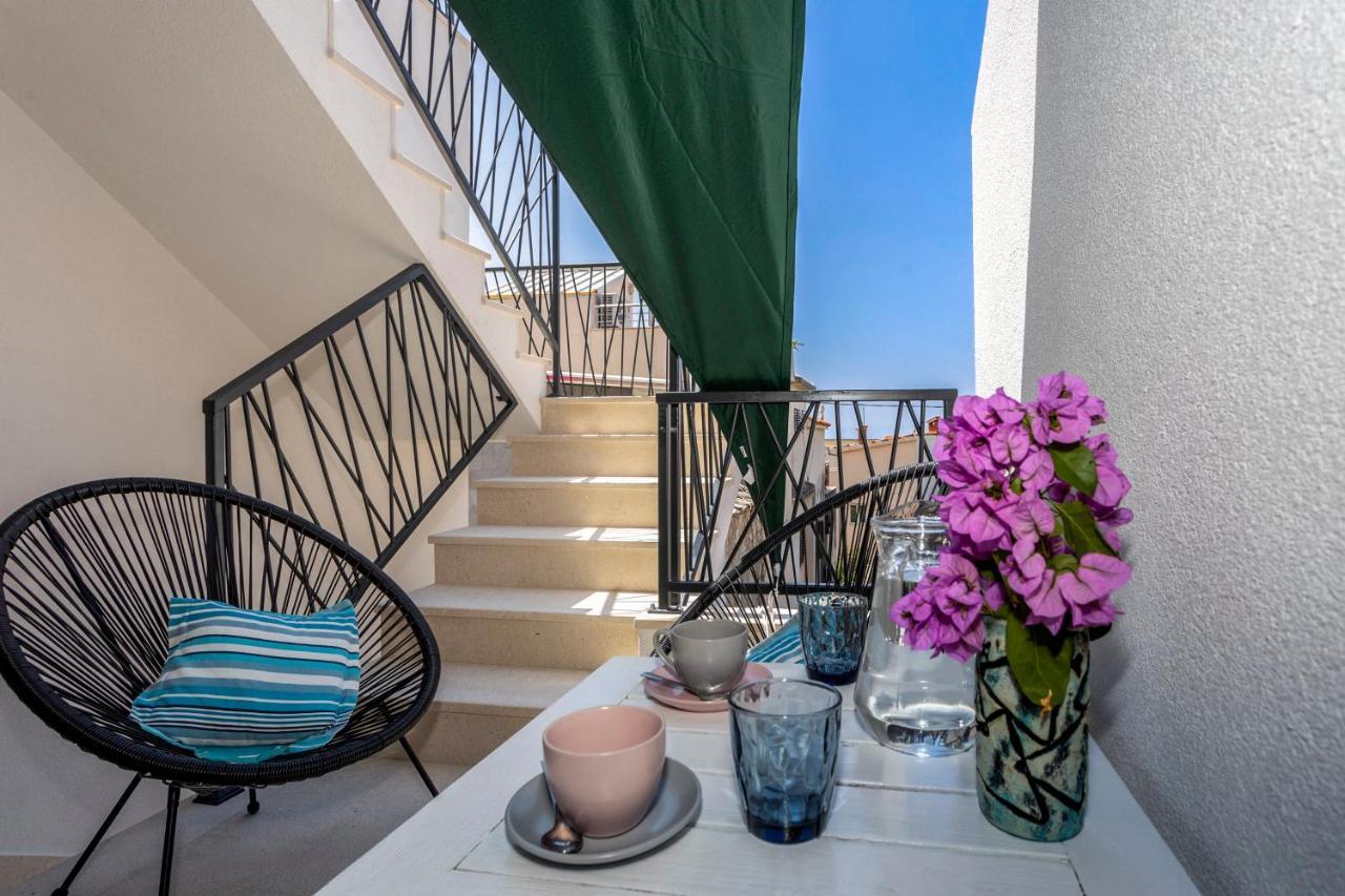City Apartment Nora, Old Town Located, Free Parking Makarska Esterno foto