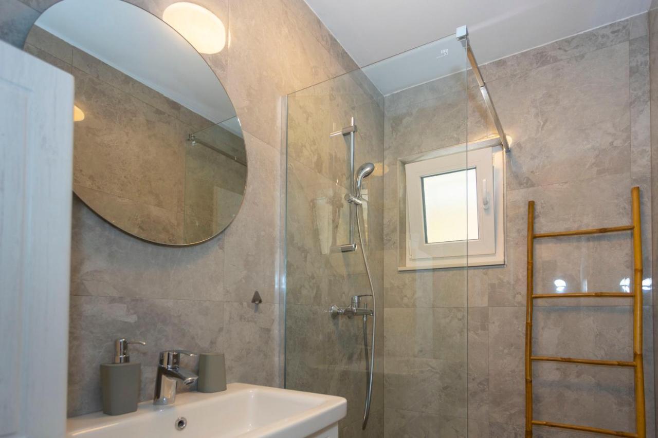 City Apartment Nora, Old Town Located, Free Parking Makarska Esterno foto